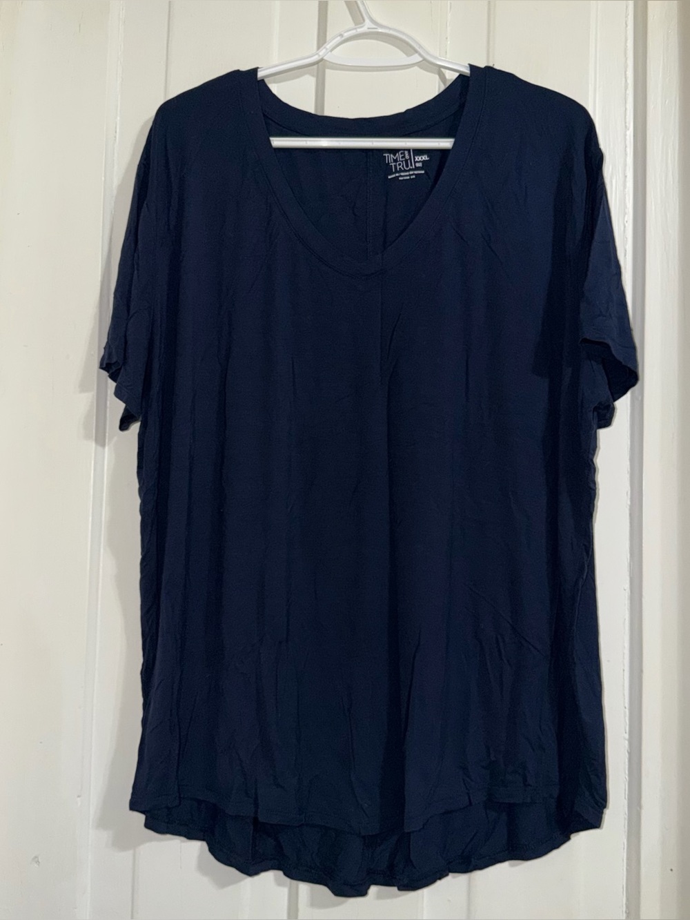 Women’s size 3X shirt Time and Tru Women's Navy V-Neck Short Sleeve Top